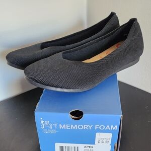 Jellypop Women's Black Memory Foam Loafers